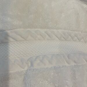 Matouk white bath towel